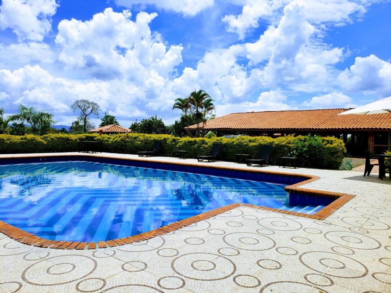 Hotel Campestre Cafe Tropical Quimbaya Exterior foto